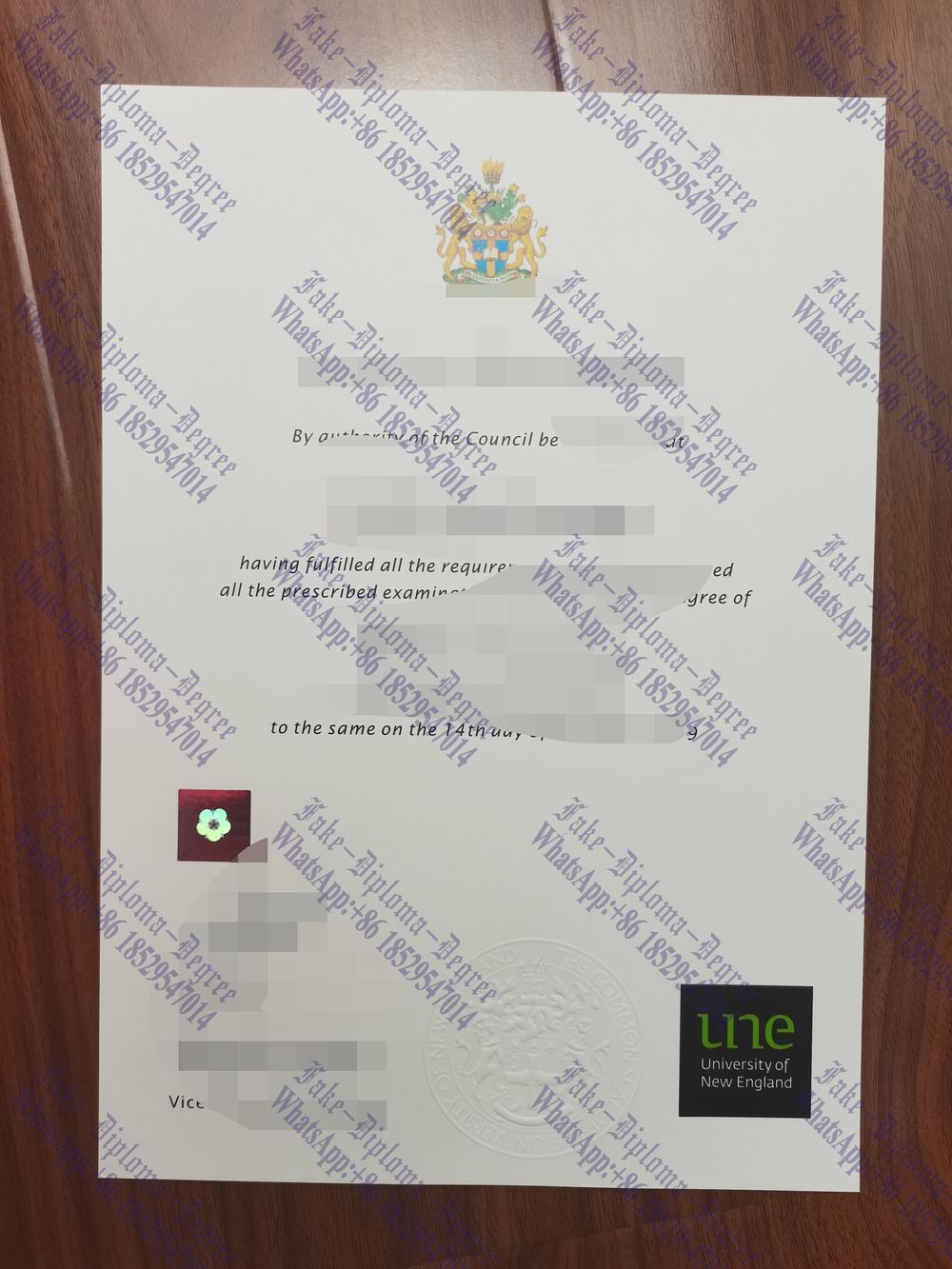 Fake University of New England (UNE) Diploma